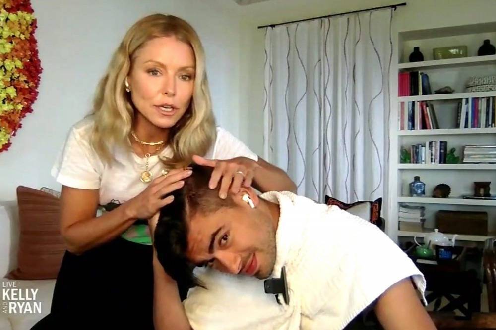 Kelly Ripa Gives Her Son A Haircut On ‘Live With Kelly And Ryan’ - etcanada.com