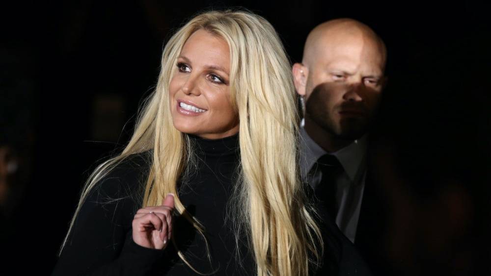 Britney Spears' Family 'Worries' About Her Leaving Candles Lit After She Burns Down Her Gym - www.etonline.com