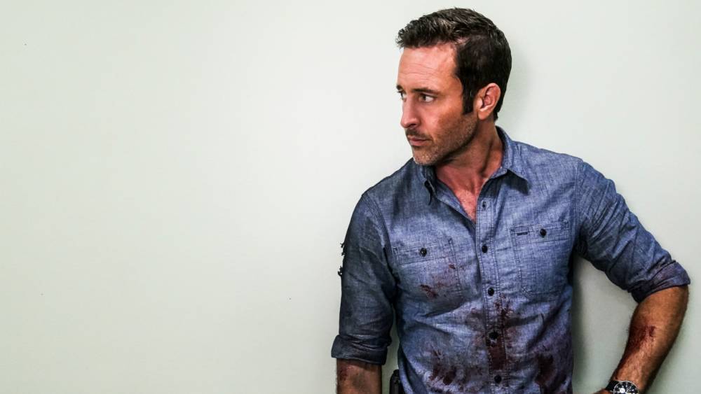 'Hawaii Five-0' Boss on the Emotional Series Finale and McGarrett's Surprise Reunion (Exclusive) - www.etonline.com - Hawaii