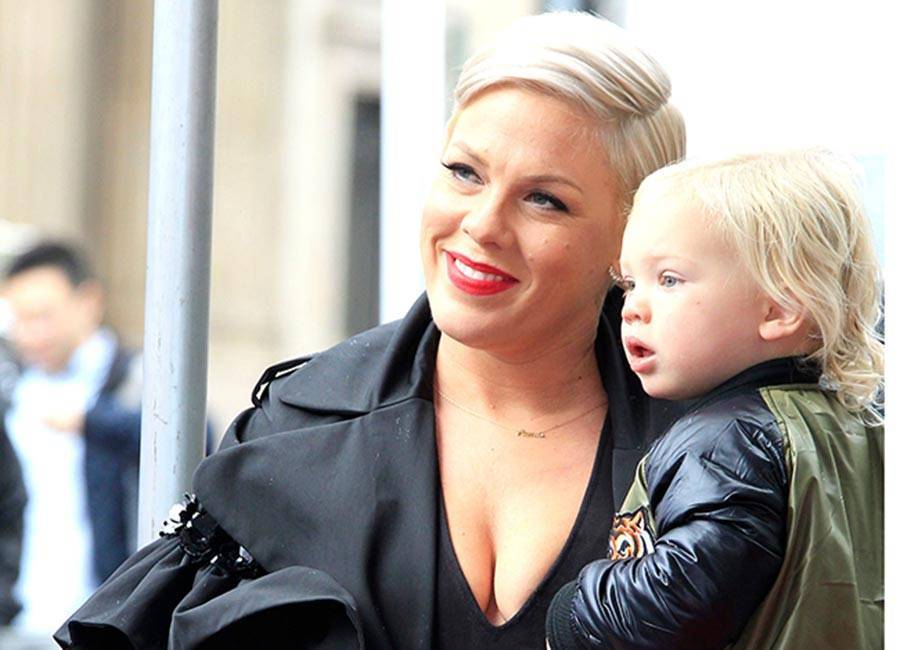 Pink and her three-year-old son have tested positive for COVID-19 - evoke.ie