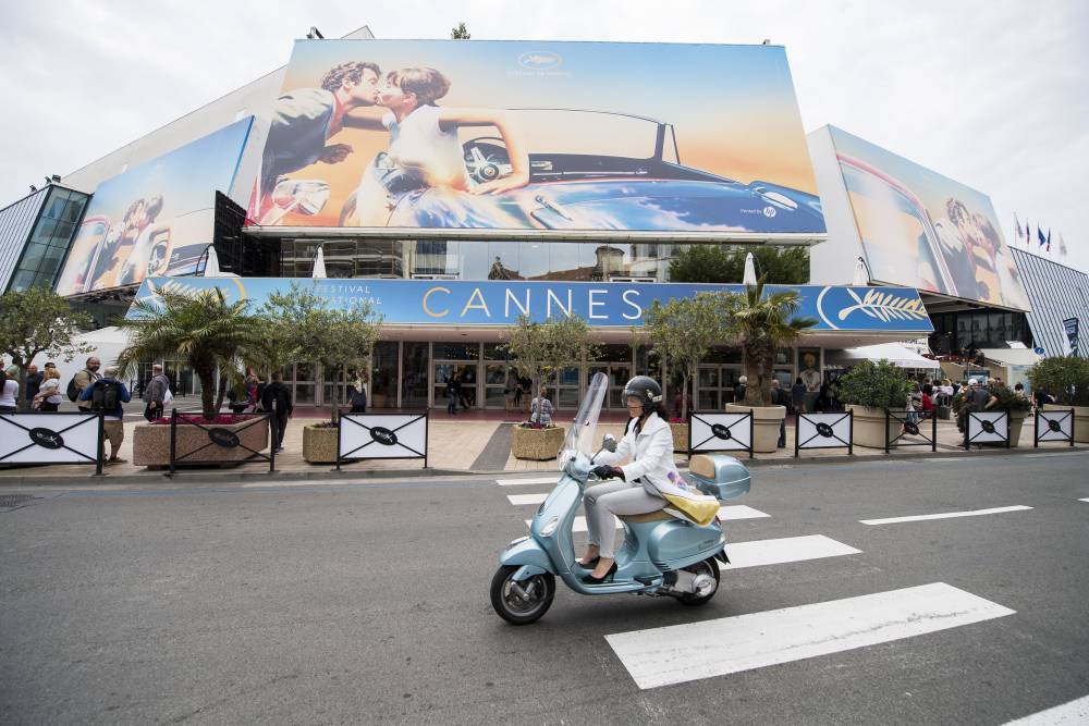 Peter Bart: The Glitz Is Gone From Croisette And We Wonder Can Cannes Recapture The Glamour This Year - deadline.com - USA