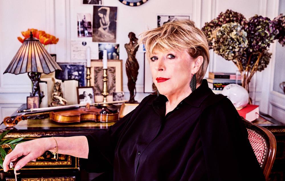 Marianne Faithfull is being treated in hospital for Covid-19 - www.nme.com