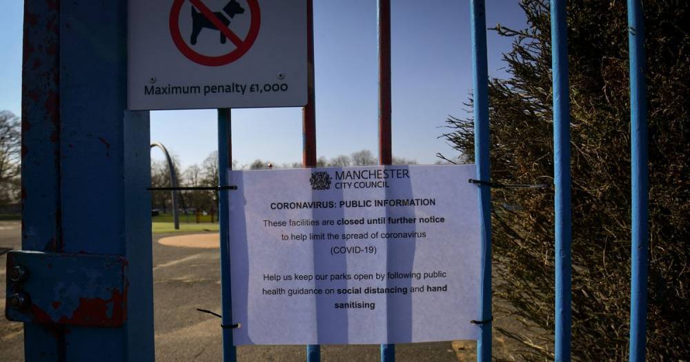 Public sunbathing is banned during the lockdown, government warns - www.manchestereveningnews.co.uk - Britain - Manchester
