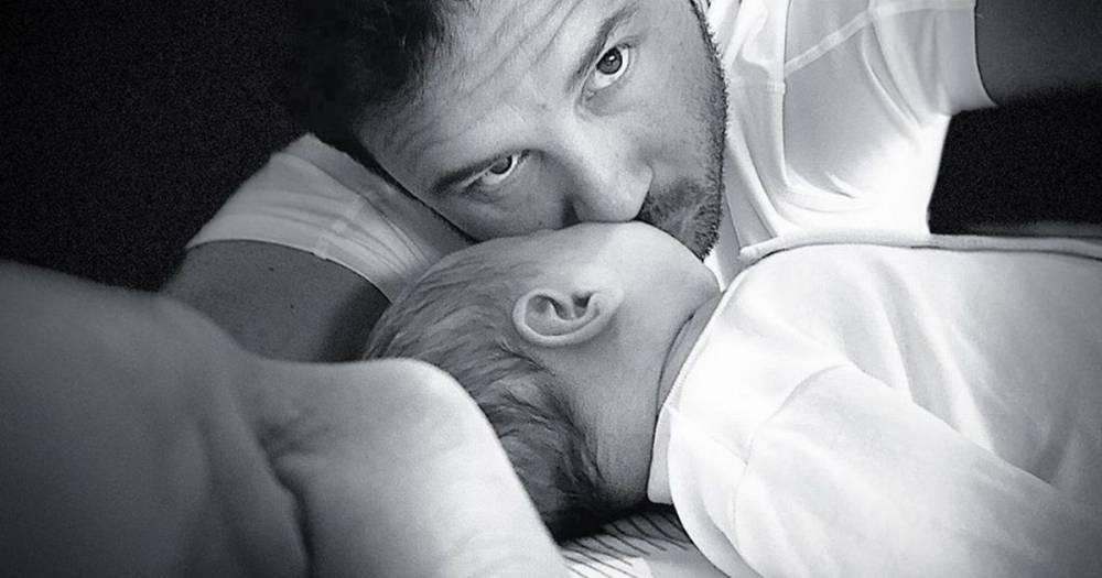 Ryan Thomas praised for 'amazing' gesture to fellow parents of newborn babies during lockdown - www.manchestereveningnews.co.uk - Manchester
