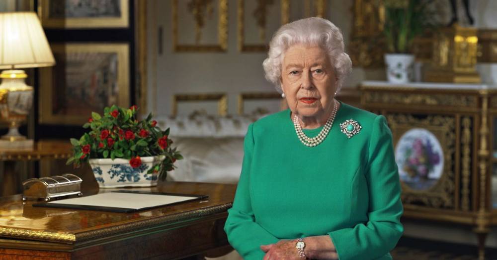 Queen addresses nation and delivers message of hope amid coronavirus crisis - www.dailyrecord.co.uk