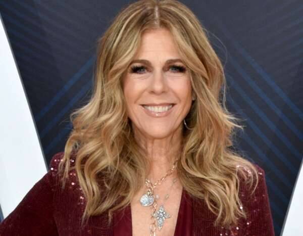 Rita Wilson Performs for the First Time Since Her Coronavirus Diagnosis - www.eonline.com - Los Angeles