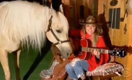 Shania Twain Performs Concert With Her Animals In ‘ACM Presents: Our Country’ TV Special - etcanada.com