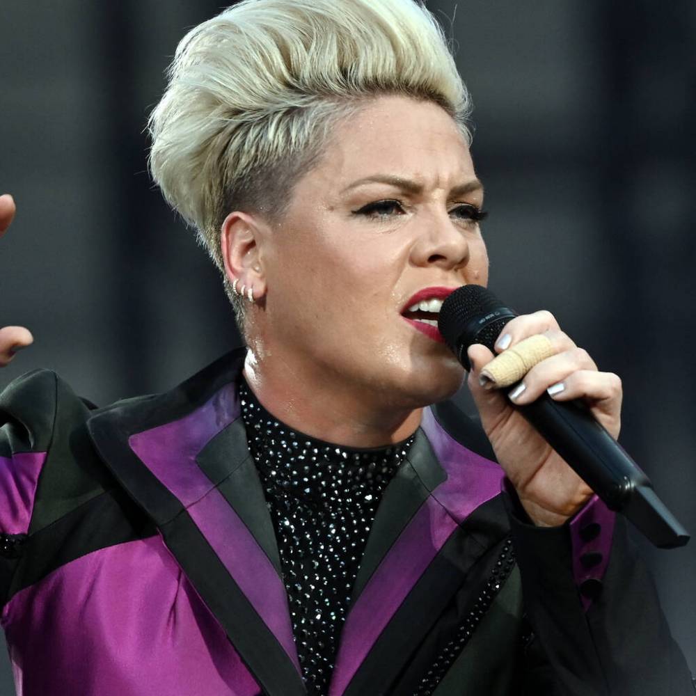 Pink ‘cried and prayed’ during the worst days of coronavirus battle - www.peoplemagazine.co.za