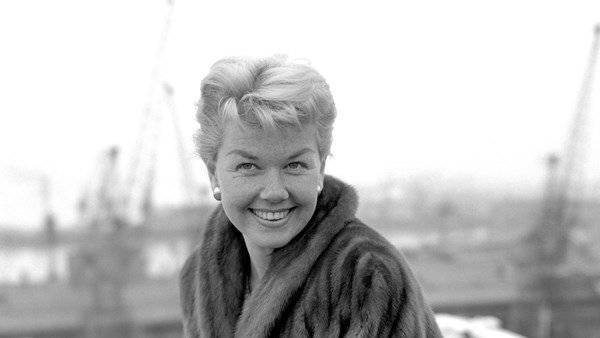 Doris Day auction raises nearly £2.5m after moving online during outbreak - www.breakingnews.ie