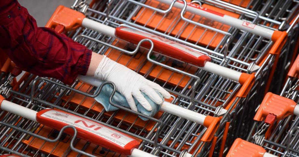Shoppers are being warned not to wear gloves at the supermarket - www.manchestereveningnews.co.uk