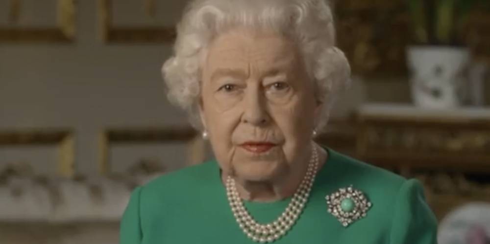 Watch the Queen's Address to the Commonwealth about the Coronavirus Pandemic - www.marieclaire.com - Britain
