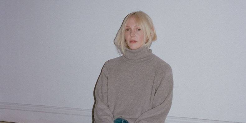 Laura Marling Moves Up New Album to This Week, Shares New Song: Listen - pitchfork.com