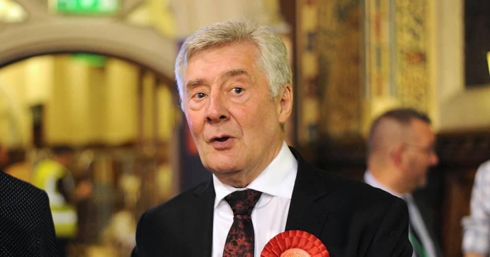 Rochdale MP Tony Lloyd admitted to hospital with coronavirus - www.manchestereveningnews.co.uk - Manchester
