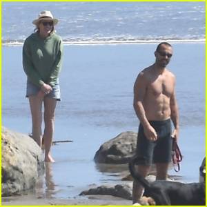 Robin Wright's Husband Clement Giraudet Goes Shirtless for Day at the Beach! - www.justjared.com - Malibu