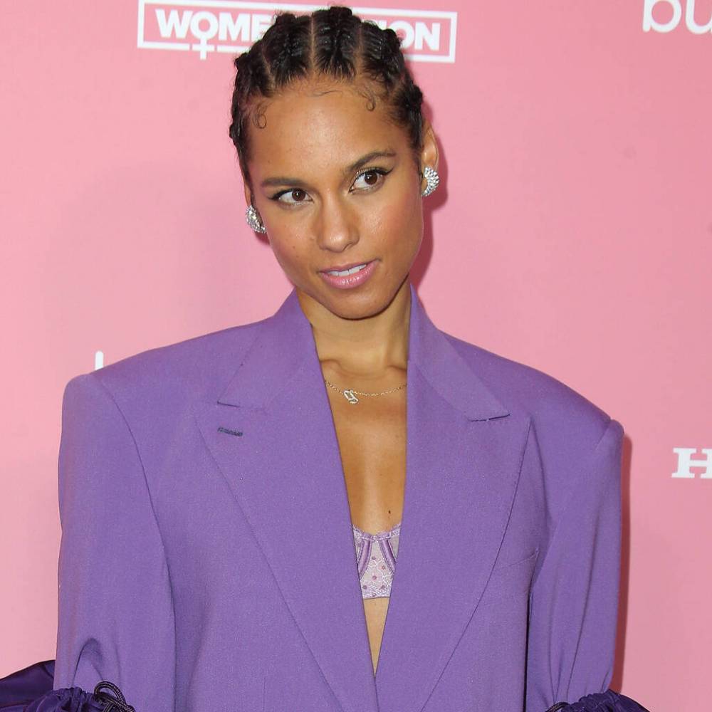 Alicia Keys ‘really grateful’ for friendship with once-estranged dad - www.peoplemagazine.co.za