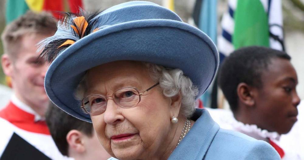 The Queen pays tribute to 'selfless' nurses and healthcare workers during coronavirus pandemic - www.manchestereveningnews.co.uk - Britain