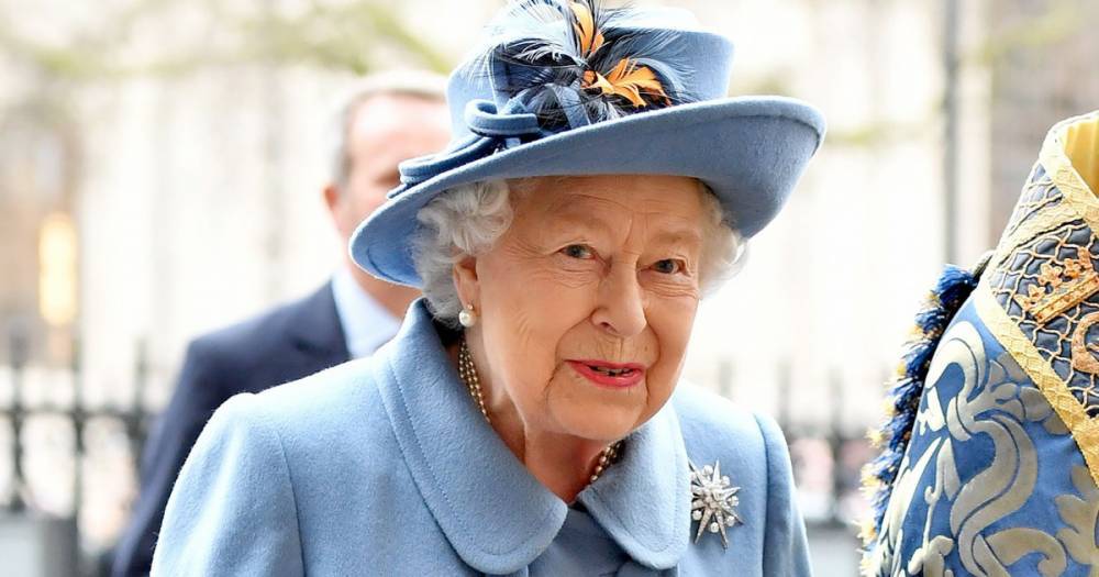Queen Elizabeth II Pays Tribute to Healthcare Workers Fighting the Coronavirus Outbreak on World Health Day - www.usmagazine.com