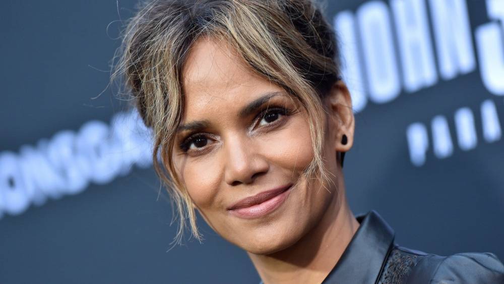 Halle Berry's Skincare Routine: Shop Her At-Home Facial Favorites - www.etonline.com