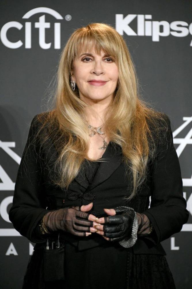 Stevie Nicks Says ‘Edge Of Seventeen’ Was Inspired By A ‘White Wing Dove’ - etcanada.com - Arizona