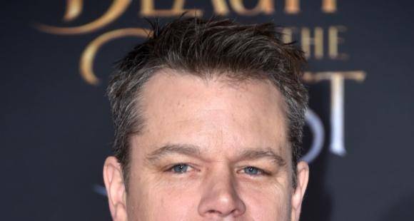 Matt Damon says social distancing is the only way to save lives - www.pinkvilla.com