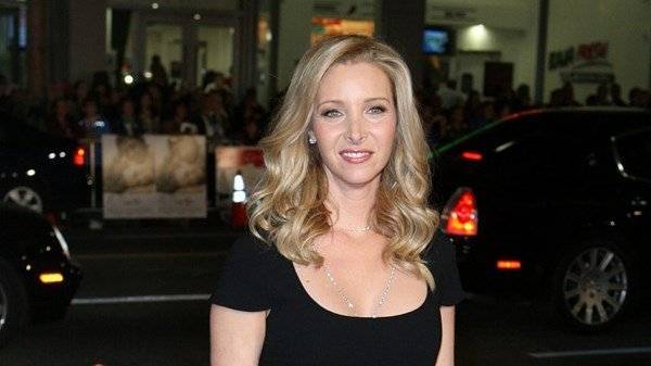 Lisa Kudrow joins cast of Netflix series inspired by Trump’s Space Force - www.breakingnews.ie - USA