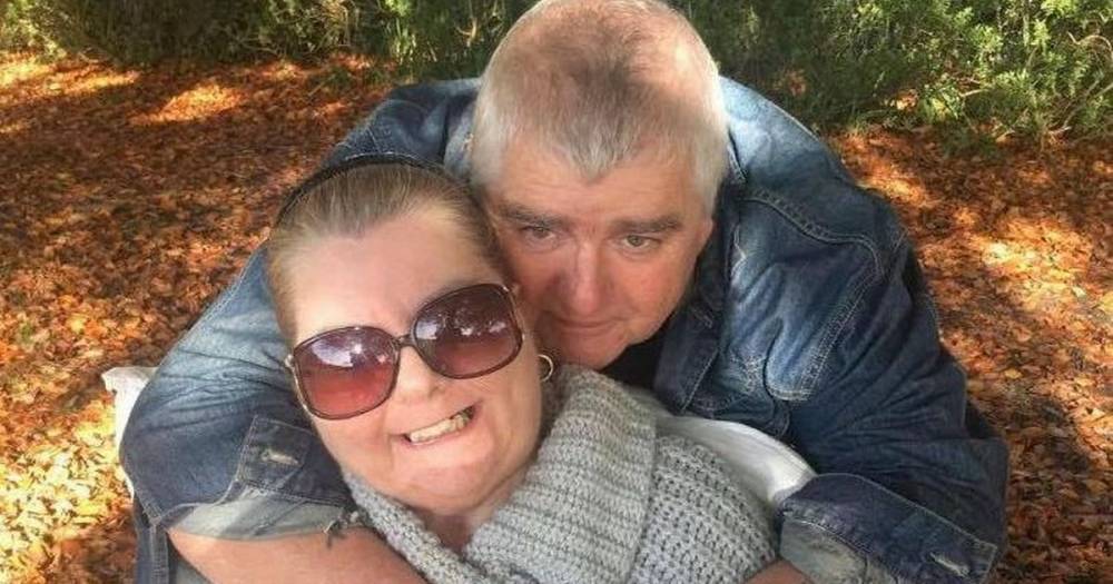 Beloved dad died from suspected coronavirus just days after wife was admitted to hospital with disease - www.manchestereveningnews.co.uk
