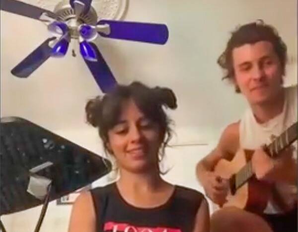 Shawn Mendes and Camila Cabello Surprise Patients at Children's Hospital With Virtual Visit - www.eonline.com - Washington