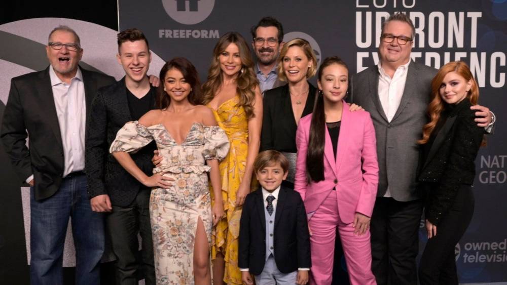 Sarah Hyland, Sofia Vergara and 'Modern Family' Cast Share Memories Ahead of Series Finale - www.etonline.com