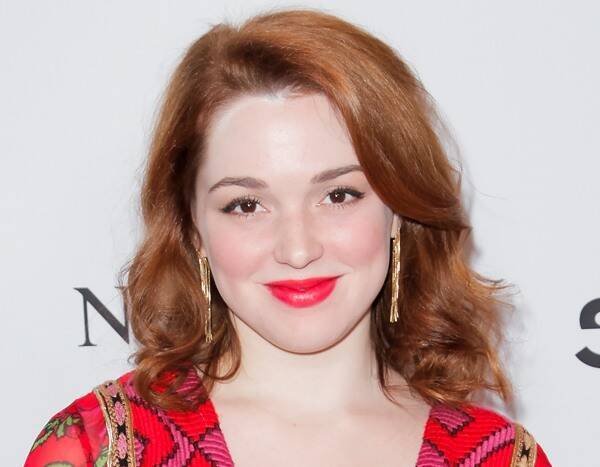 Wizards of Waverly Place's Jennifer Stone Joins the "Front Lines" as a Registered Nurse - www.eonline.com