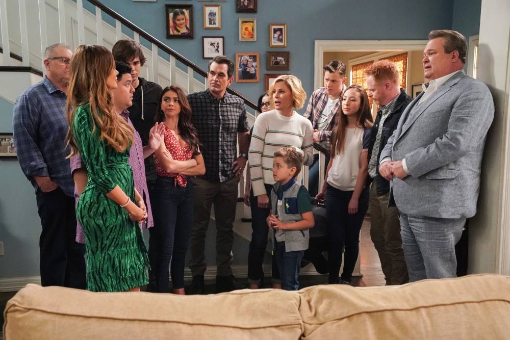 ‘Modern Family’ Finale: Series Creators On The Last Goodbye, Potential Mitch & Cam Spinoff & Hugs In Time Of Social Distancing - deadline.com