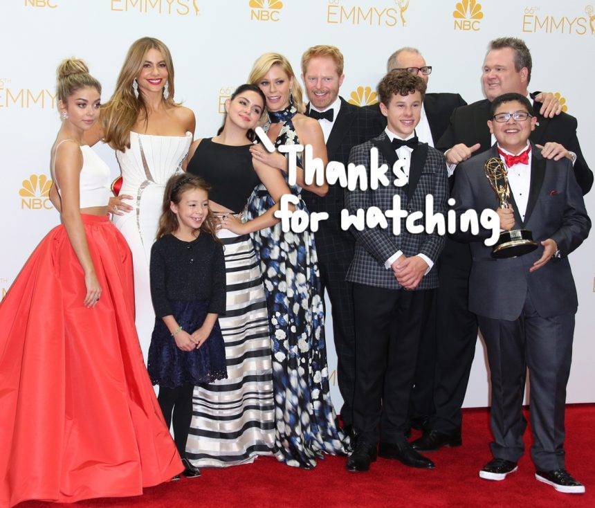 Sarah Hyland, Ariel Winter, & More Modern Family Stars Post Heartfelt Messages Ahead Of Series Finale! - perezhilton.com