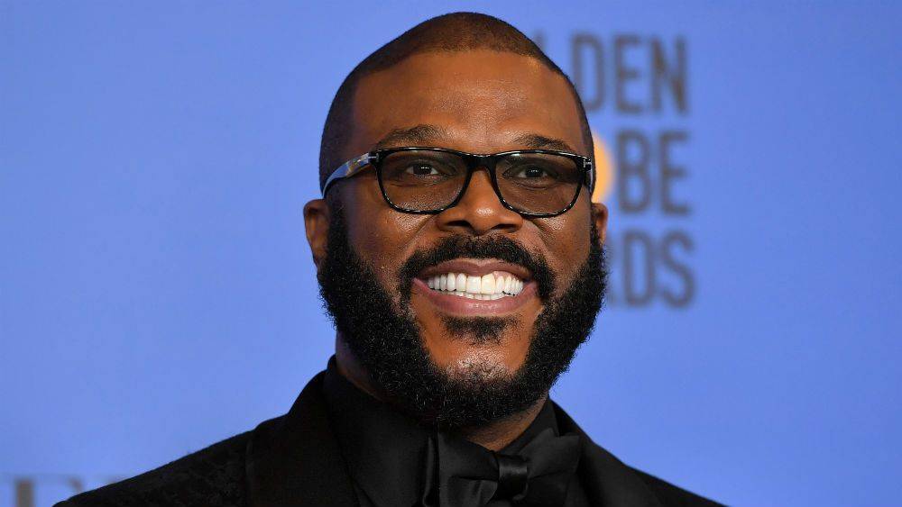 Tyler Perry Urges The Black Community To Take The Pandemic Seriously After One Of His Crew Members Passed Away From COVID-19 - theshaderoom.com