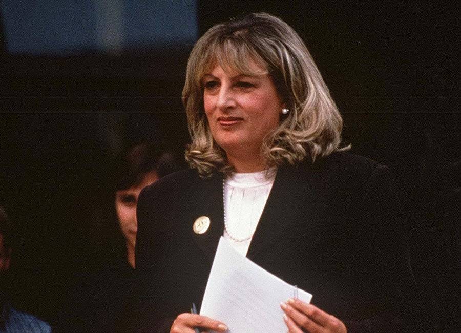 Clinton-Lewinsky sex scandal whistleblower Linda Tripp dies - evoke.ie - USA