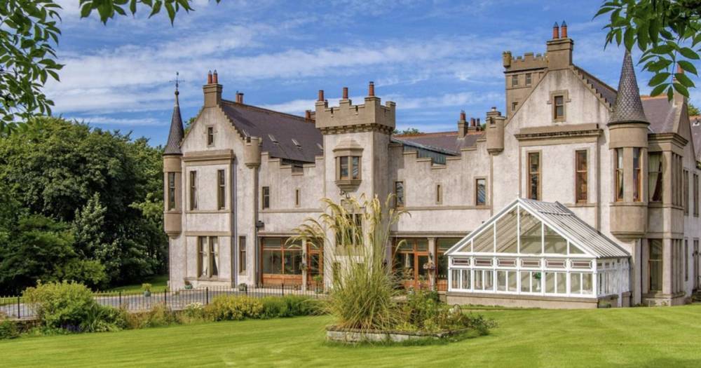 Inside Scottish mansion built for a tin tycoon with a library, cocktail bar and rainforest-inspired courtyard - www.dailyrecord.co.uk - Scotland