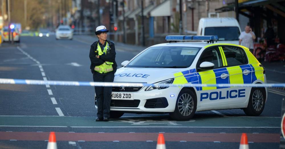 Man, 38, dies after his motorbike was involved in a crash with a BMW in Gorton - www.manchestereveningnews.co.uk