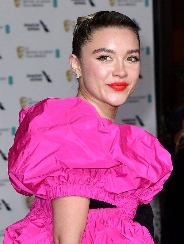 Florence Pugh hits out at trolls who criticised her relationship with Zach Braff - www.breakingnews.ie