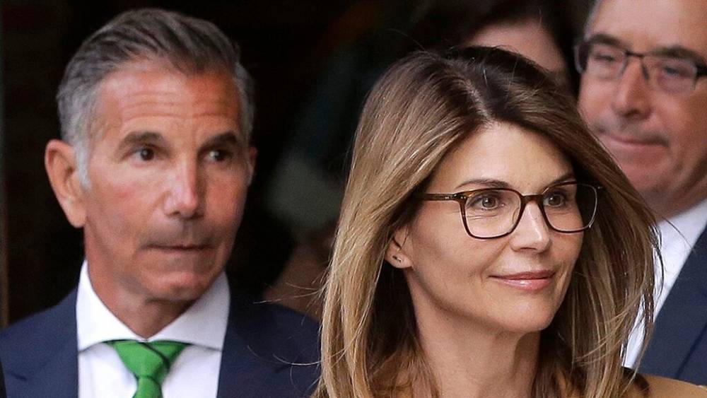 Lori Loughlin prosecutors deny allegations of entrapment in college admissions scandal - www.foxnews.com