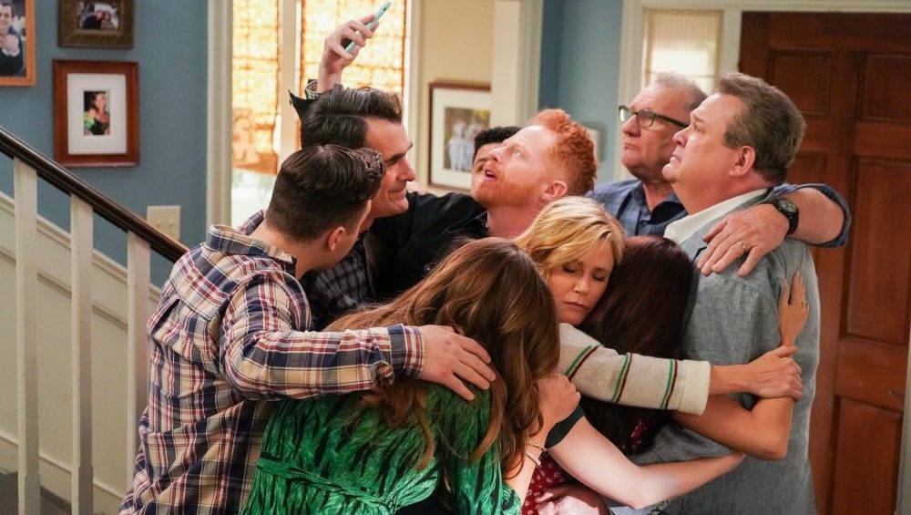‘Modern Family’ Ratings Surge With Series Finale; ‘The Masked Singer’ Tops Busy Wednesday - deadline.com