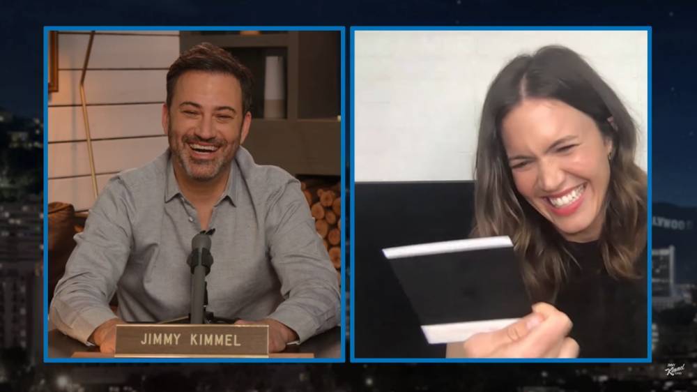 Mandy Moore Shows Jimmy Kimmel Some Of Her ’90s Memorabilia, Says She Gets Called ‘Bigfoot’ Because Of Her Size-10 Feet - etcanada.com