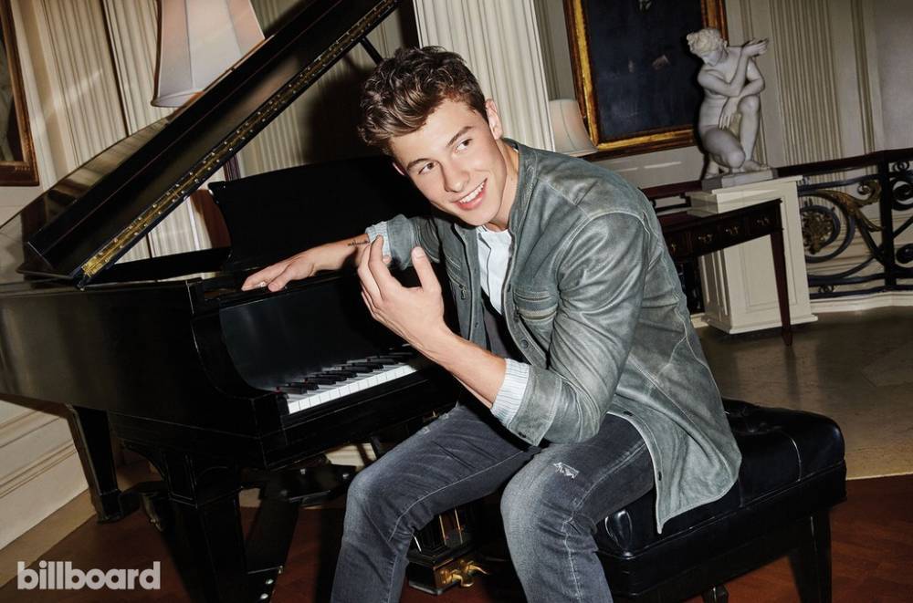 Shawn Mendes Got Bored in Quarantine, So He Played an Acoustic Version of One of His Biggest Hits - www.billboard.com