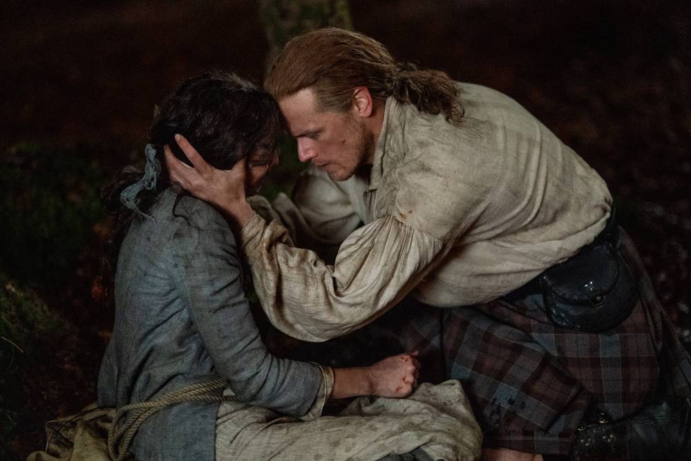 ‘Outlander’ Season 5 Finale: Claire, Mackenzies’ Fate Revealed, Plus EP & Star Tease What’s To Come In Season 6 - deadline.com