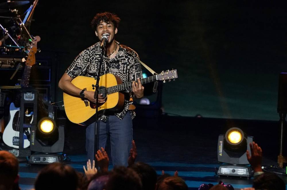 Arthur Gunn Impresses With Bon Iver Cover on ‘Mother’s Day’ Edition of ‘American Idol’: Watch - www.billboard.com - USA - Nepal