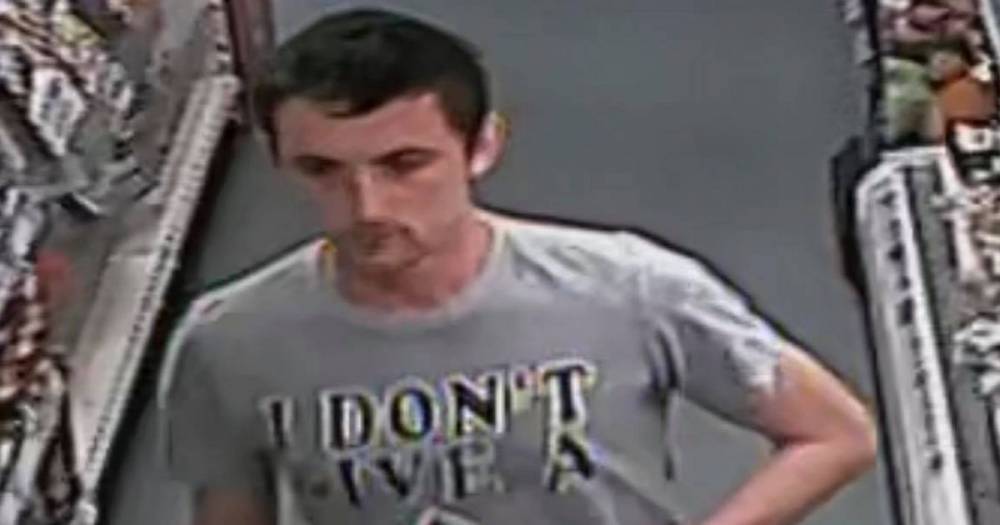 Scots Budweiser thief who wore 'I don't give a s***' top hunted by cops - www.dailyrecord.co.uk - Scotland