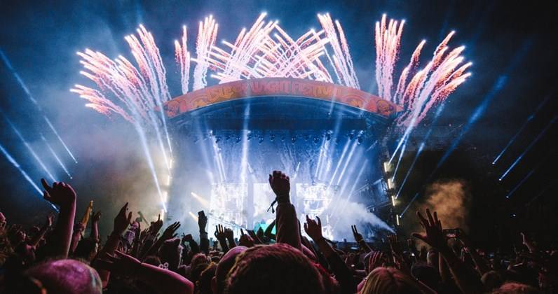 Live Nation aiming to resume concerts at "full scale" in 2021 and discuss plans for drive-in, crowdless gigs - www.officialcharts.com