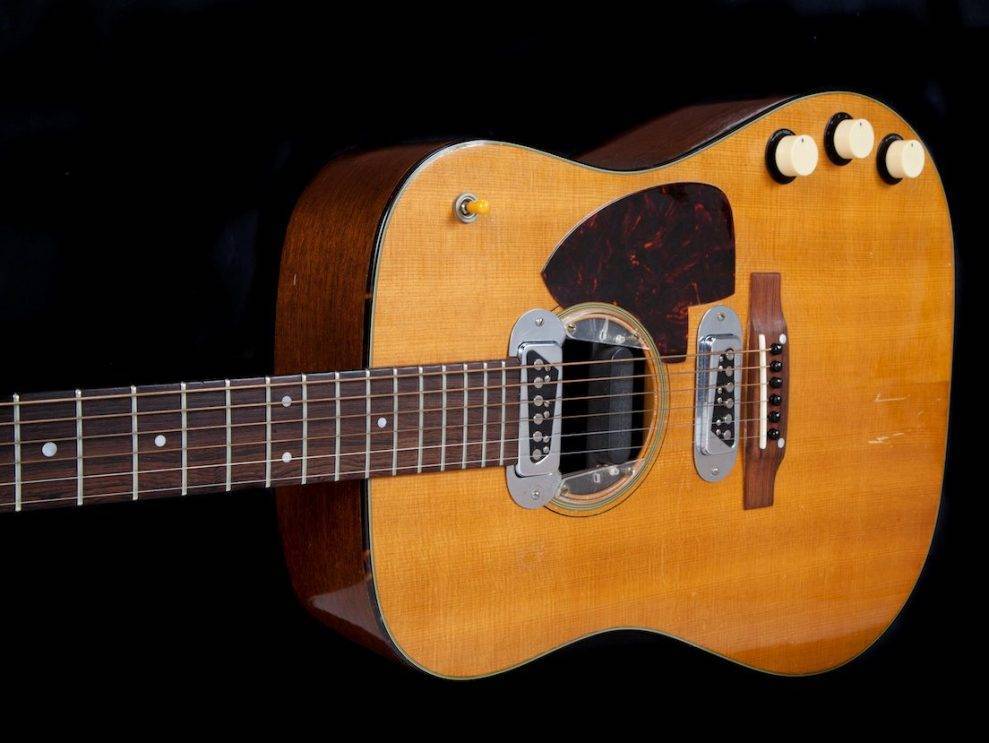 Kurt Cobain's 'Unplugged' guitar has $1 million auction estimate - torontosun.com