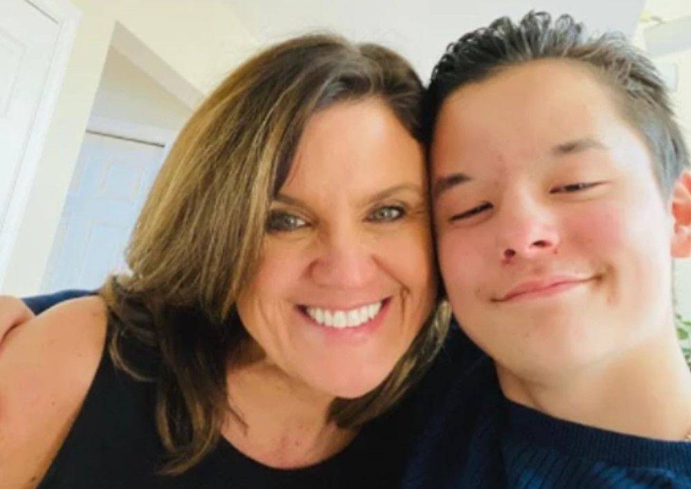 Collin Gosselin, 16, Appears To Throw Shade At His Mom Kate As He Leaves Her Out Of Mother’s Day Post - etcanada.com