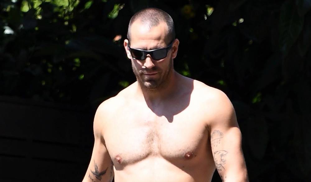 Robin Wright's Husband Clement Giraudet Looks So Hot While Going Shirtless to Walk Their Dog - www.justjared.com - county Pacific