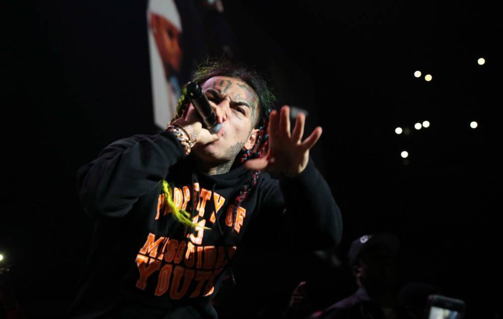 Tekashi 6ix9ine has not signed a management deal with Roc Nation - www.nme.com - New York