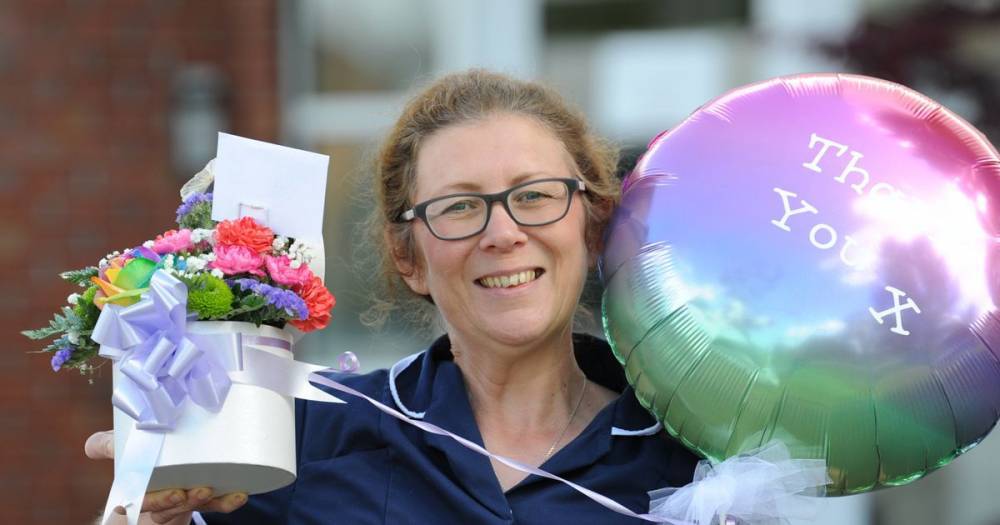 Flowers for Wishaw care home boss Cathy who is keeping everyone going during the coronavirus crisis - www.dailyrecord.co.uk