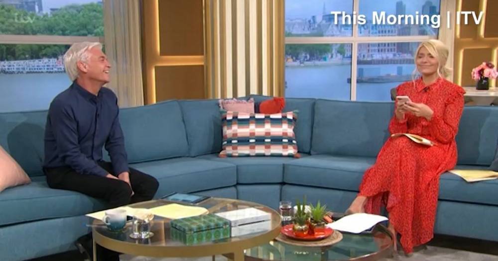 Holly Willoughby and Phillip Schofield get emotional call from fellow This Morning star - www.manchestereveningnews.co.uk